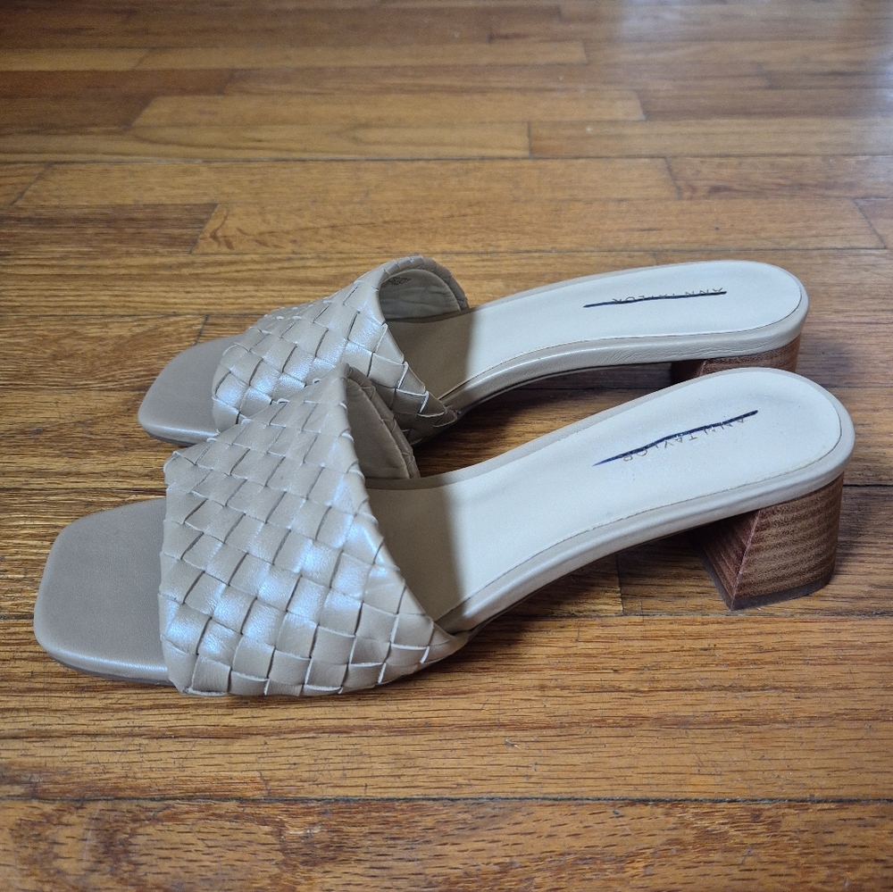 Woven Slide Sandals in Beige - Women - Picture 4 of 13
